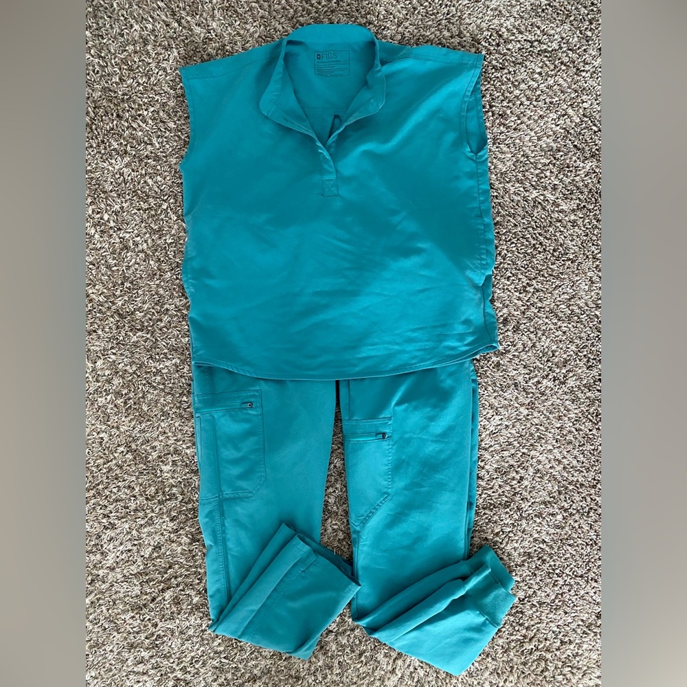 FIGS scrubs set cactus